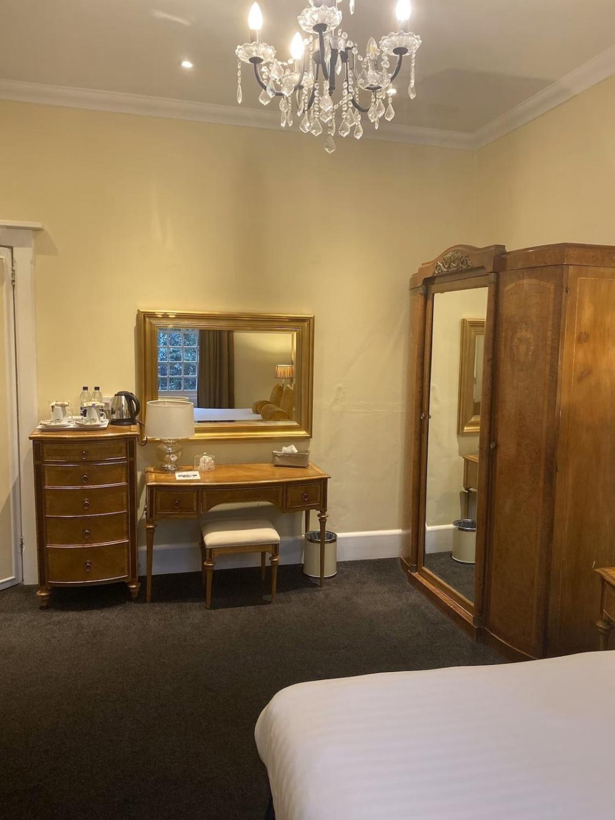 Langtry Manor Hotel Борнмут Экстерьер фото